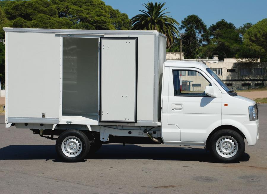  DongFeng Sokon V21 2013 года  (фото 6 из 8)